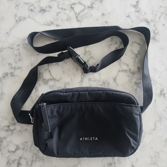 Athleta All About Town Crossbody - Picture 3 of 3